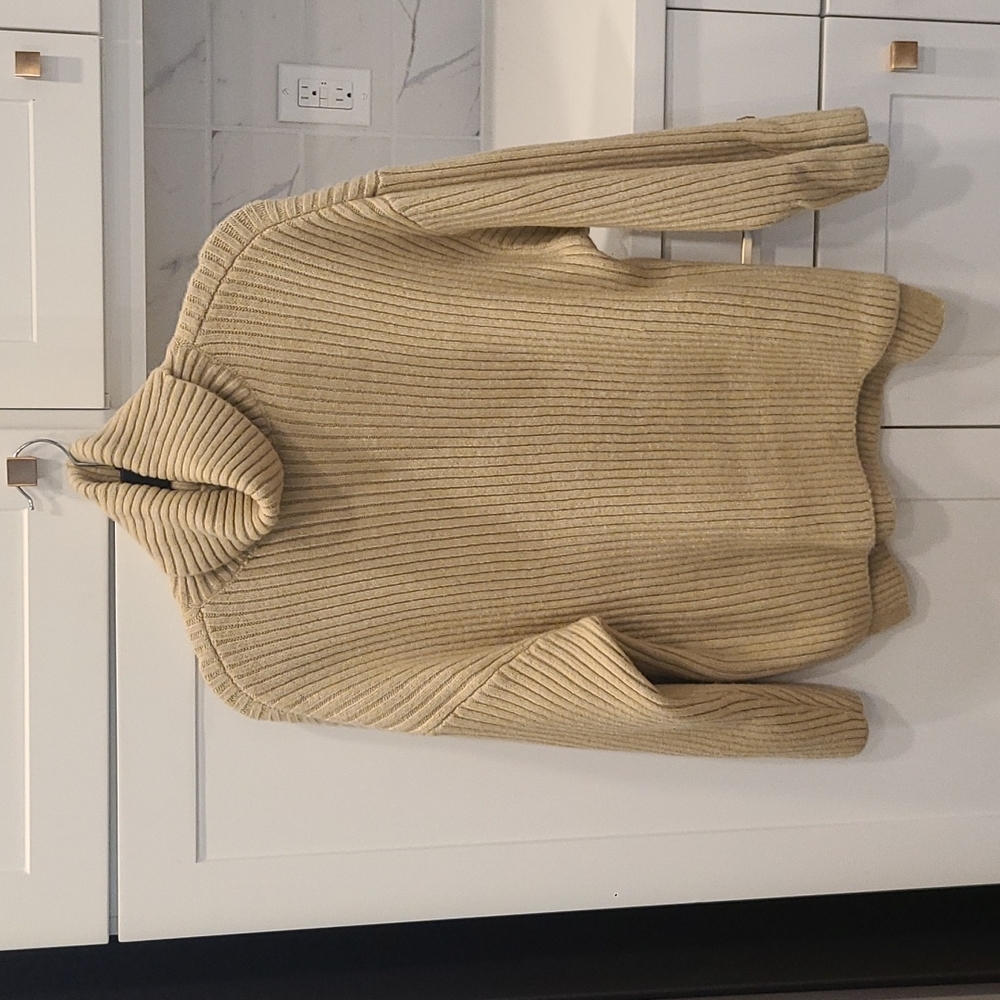 H&M sweater